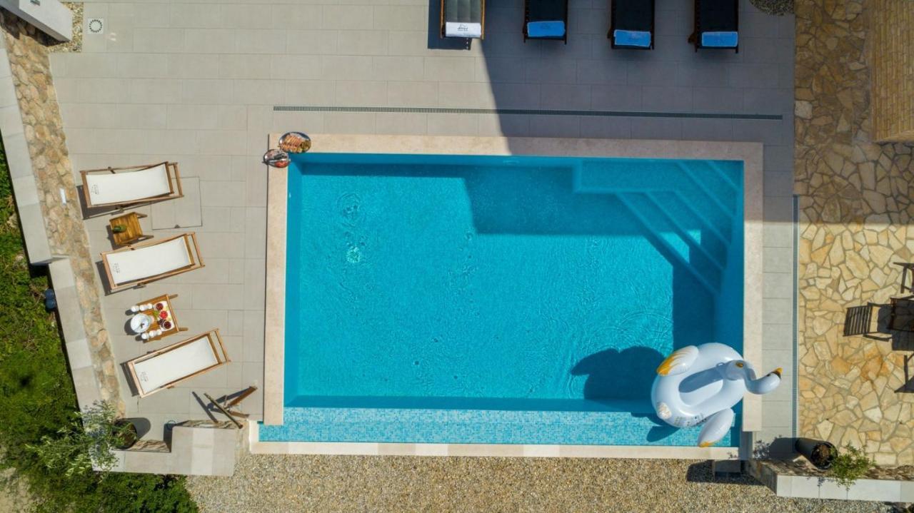 Luxury Villa Allen With Pool Klimno Bagian luar foto